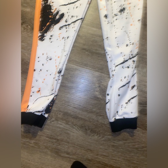 Encrypted joggers - Picture 2 of 5